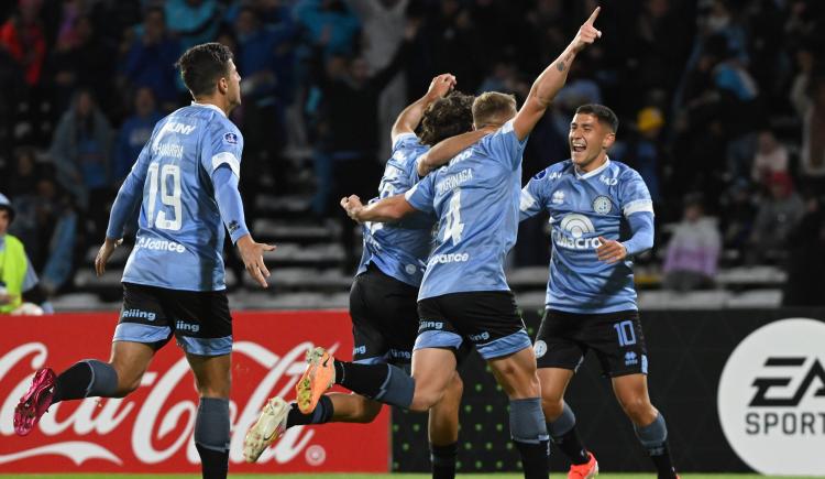 Imagen de Belgrano ganó por la mínima y estiró su ventaja en la cima
