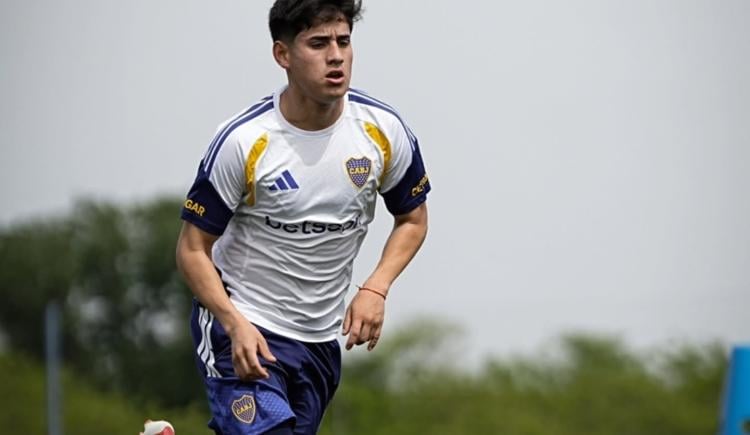 Imagen de Aranda y Bareiro comenzaron a hacer trabajos de campo en Boca: cuándo volverían a jugar