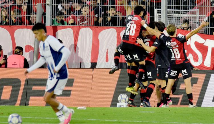 Imagen de Sampaoli debutó en el fútbol argentino con una derrota ante Newell's