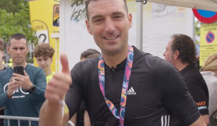 Imagen de La versión ciclista de Lionel Scaloni