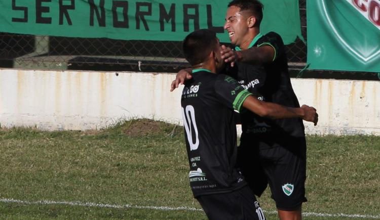 Imagen de TORNEO FEDERAL: FERRO DE GENERAL PICO GOLEÓ Y ESTÁ EN PUESTOS DE CLASIFICACIÓN.