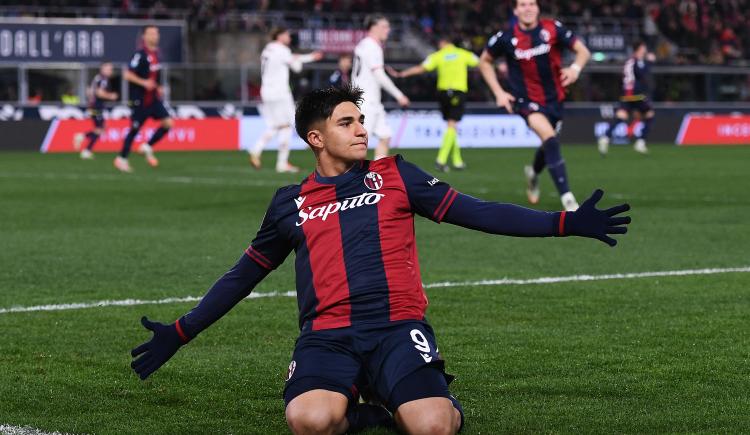 Imagen de Santiago Castro inició la remontada de Bologna sobre Milan