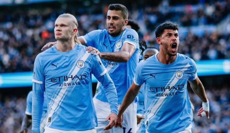 Imagen de El Manchester City se quedó con la "final" ante el Arsenal y la Premier League está que arde
